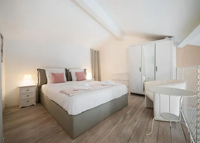 Carla - Hyper Centre - Climatisation - Wifi マントン